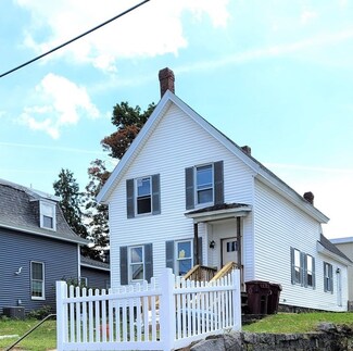 17 Gold St, Lowell, MA 01854