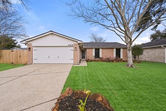 463 Ironbark Ct, Webster, TX 77598