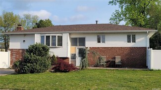414 Westview Ave, Deer Park, NY 11729