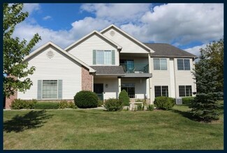 106 Pheasant Run, Johnson Creek, WI 53038