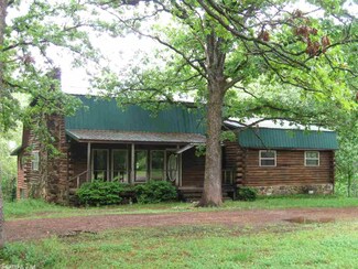 473 Big Creek Rd, Hardy, AR 72542