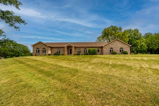 5152 S Tecumseh Rd, Springfield, OH 45502