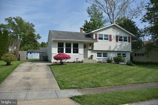 61 N Avon Dr, Claymont, DE 19703