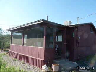9901 S 8th St, Mayer, AZ 86333