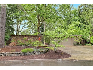 15415 NW Perimeter Dr, Beaverton, OR 97006