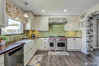 417 E Walnut St, Waterville, WA 98858