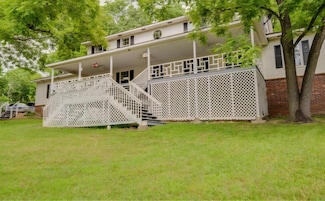2332 Packet Hollow Rd, Pineville, MO 64856