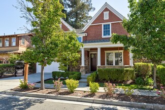 925 Valencia Ave, Mountain View, CA 94040