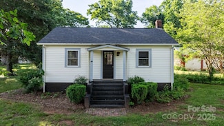 116 Barnes Ln, Stony Point, NC 28678