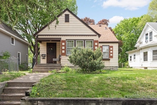 112 8th Ave S, South Saint Paul, MN 55075