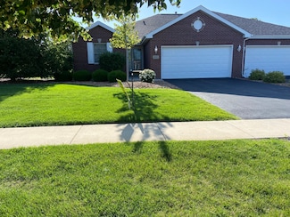 831 Oriole Dr, Peotone, IL 60468
