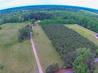 1769 Poplar Lawn Rd, Blackstone, VA 23824