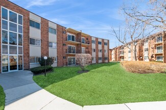 9716 S Karlov Ave Unit 209, Oak Lawn, IL 60453