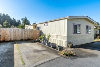 3656 Old Arcata Rd, Eureka, CA 95503