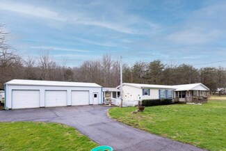 1762 Beaver Creek Rd, Mitchell, IN 47446