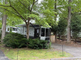 104 East Pkwy, Gatlinburg, TN 37738