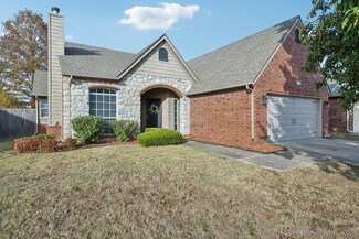2912 W Lansing St, Broken Arrow, OK 74012