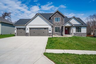 5923 Middle Grove Rd, Fort Wayne, IN 46804