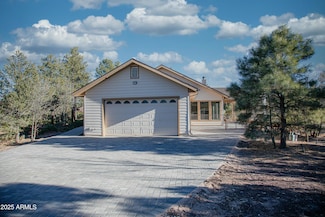 1471 W Pine Tree Ct, Show Low, AZ 85901