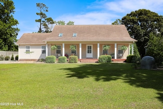 109 Bellowing Doe Rd, Hampstead, NC 28443