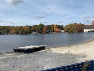 57 E Shore Trail, Sandyston, NJ 07826