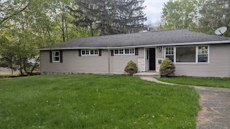 1013 Main St, Vestal, NY 13850