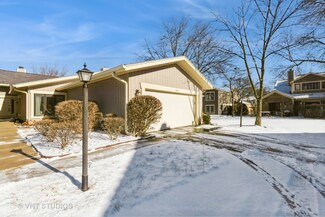 810 Maywood Ct Unit 2B, Libertyville, IL 60048
