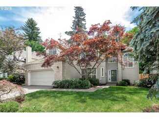 5582 Yorkshire Place, Lake Oswego, OR 97035