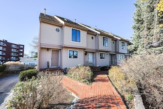 47 Graham St Unit 1, Quincy, MA 02169