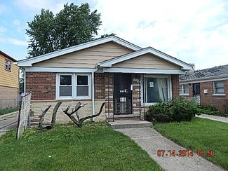 720 E 155th Ct, Phoenix, IL 60426