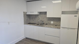 5655 Johnson St Unit 5, Hollywood, FL 33021