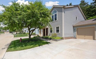 8547 Ravenswood Ln, MacEdonia, OH 44056