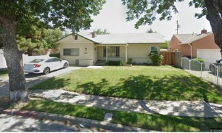 803 W Clinton Ave, Fresno, CA 93705