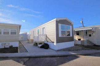 1501 Roosevelt Ave, Carteret, NJ 07008