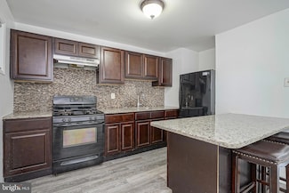 1549 S 8th St, Camden, NJ 08104