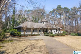 4000 Forest Glen Dr, Mountain Brook, AL 35213