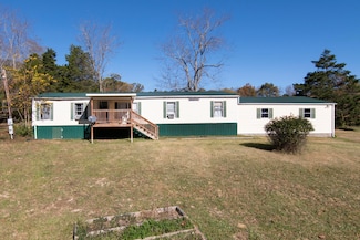 325 Marie Rd, Forest Hill, WV 24935