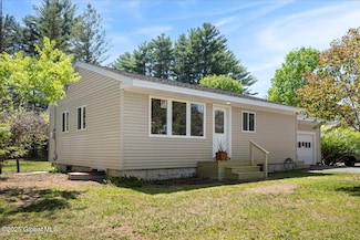 35 Feeder Dam Rd, South Glens Falls, NY 12803