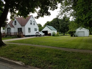 406 W Navaho Ave, Shabbona, IL 60550