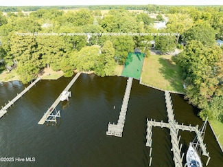 119 S Main, Bath, NC 27808