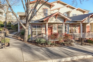 905 Mountain Meadows Cir Unit 3, Ashland, OR 97520