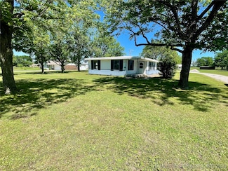 4631 E 400 Rd, Oologah, OK 74053