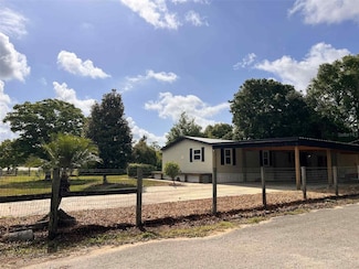 13700 Woodland Dr, Astatula, FL 34705