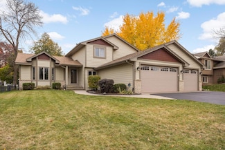 11081 69th Place N, Maple Grove, MN 55369