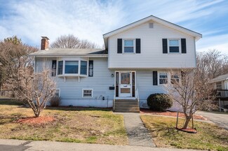 27 Circle Hill Rd, Salem, MA 01970