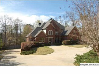 5028 Castle Rock Dr, Shoal Creek, AL 35242