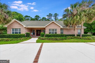 855 Misty Hbr Blvd, Woodbine, GA 31569