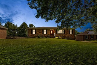 208 Chardonnay Ct, Winchester, KY 40391
