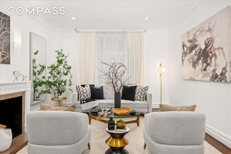 850 Park Ave Unit 1RD, New York, NY 10075