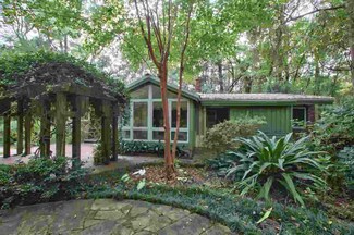 505 Middlebrooks Cir, Tallahassee, FL 32312